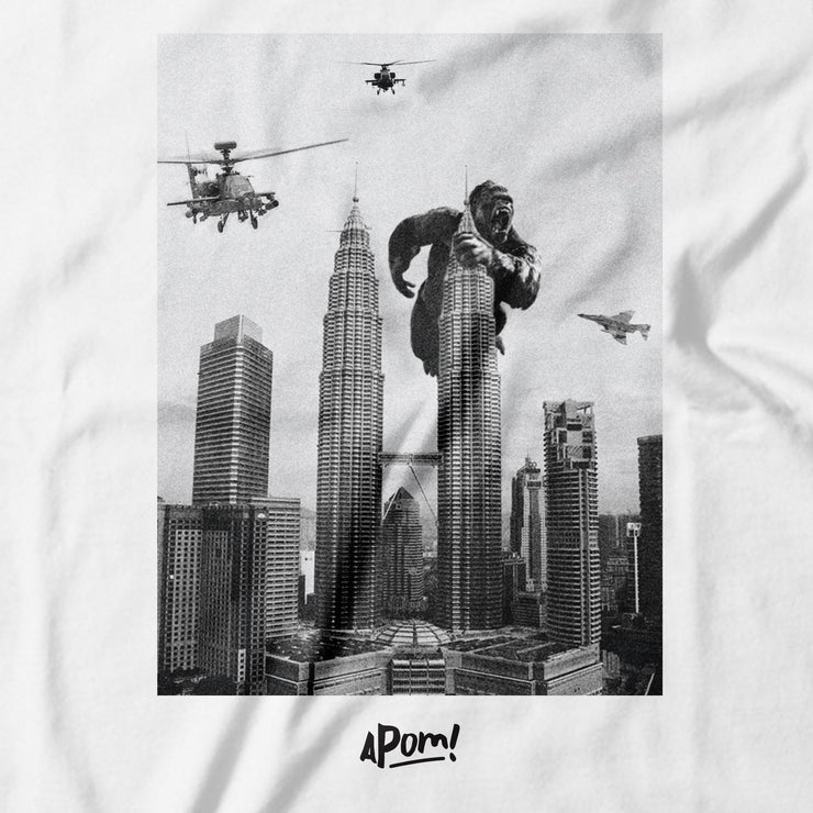 Kids - T-Shirt - King Kong on Petronas Twin Towers - White