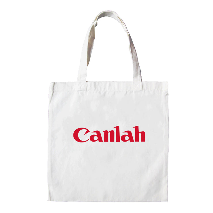 The Canon logo is replaced with the local plan ‘Canlah’ in this Malaysia parody. The Apom tote bag is a popular travel souvenir and street fashion statement. It represents the tongue in cheek can do mentality of Malaysia.