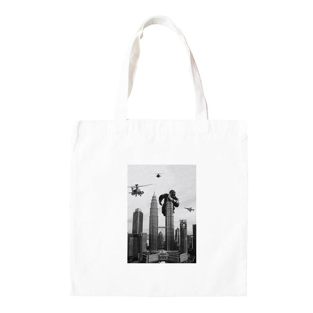 Tote Bag - King Kong On Twin Towers